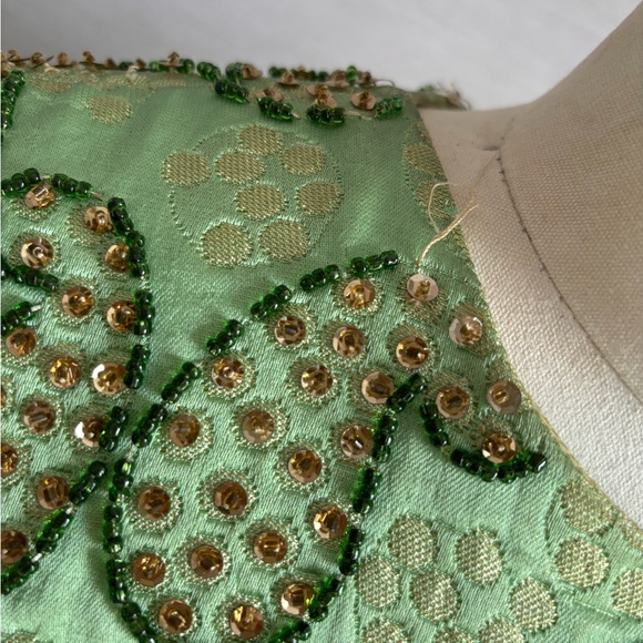 Green Patterned Midi Dress - Picture 3 of 11